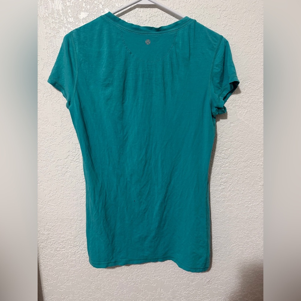 Lululemon Athletica Shirt - Picture 2 of 4